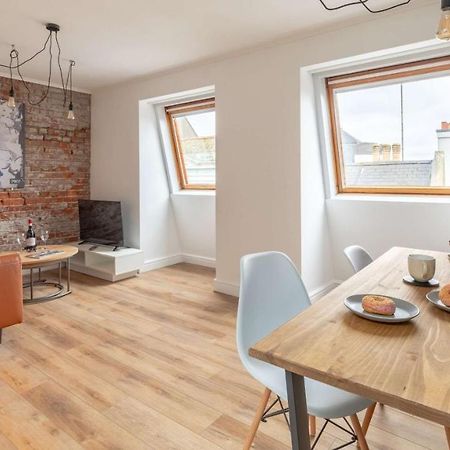 One Bed Top Floor, Brand New, Central Old Town Гастингс Экстерьер фото